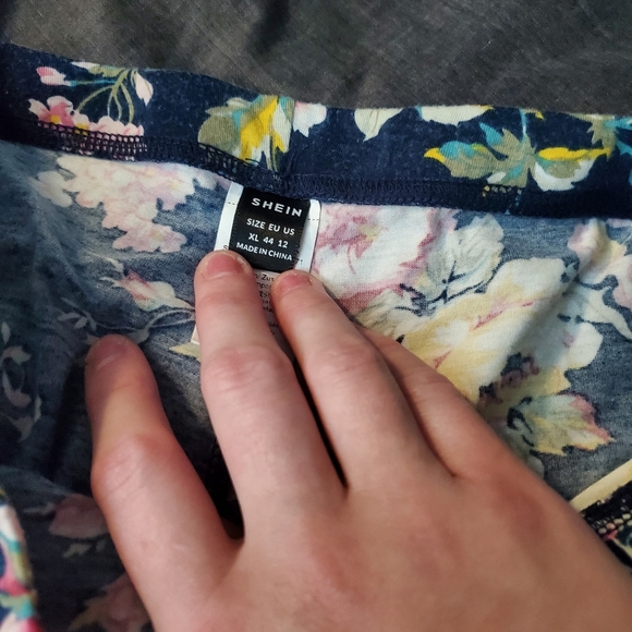 ♡ X Large ♡ Dark Blue & Floral Print ♡  Leggings ♡ - Picture 2 of 7